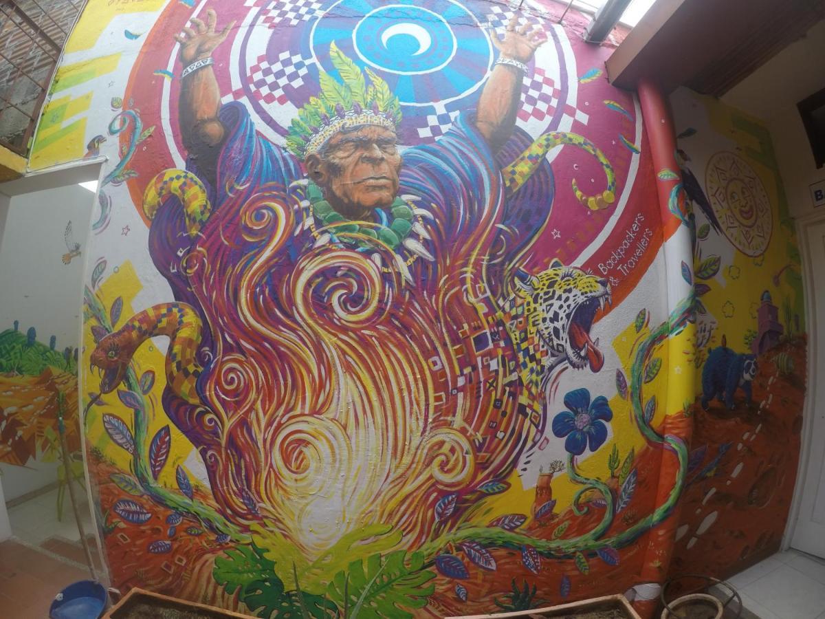 נייבה Backpackers And Travellers Hostel מראה חיצוני תמונה