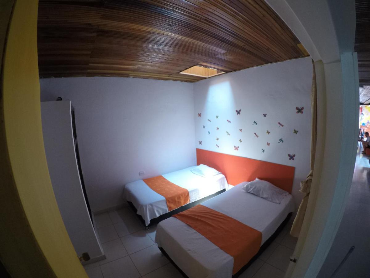 נייבה Backpackers And Travellers Hostel מראה חיצוני תמונה