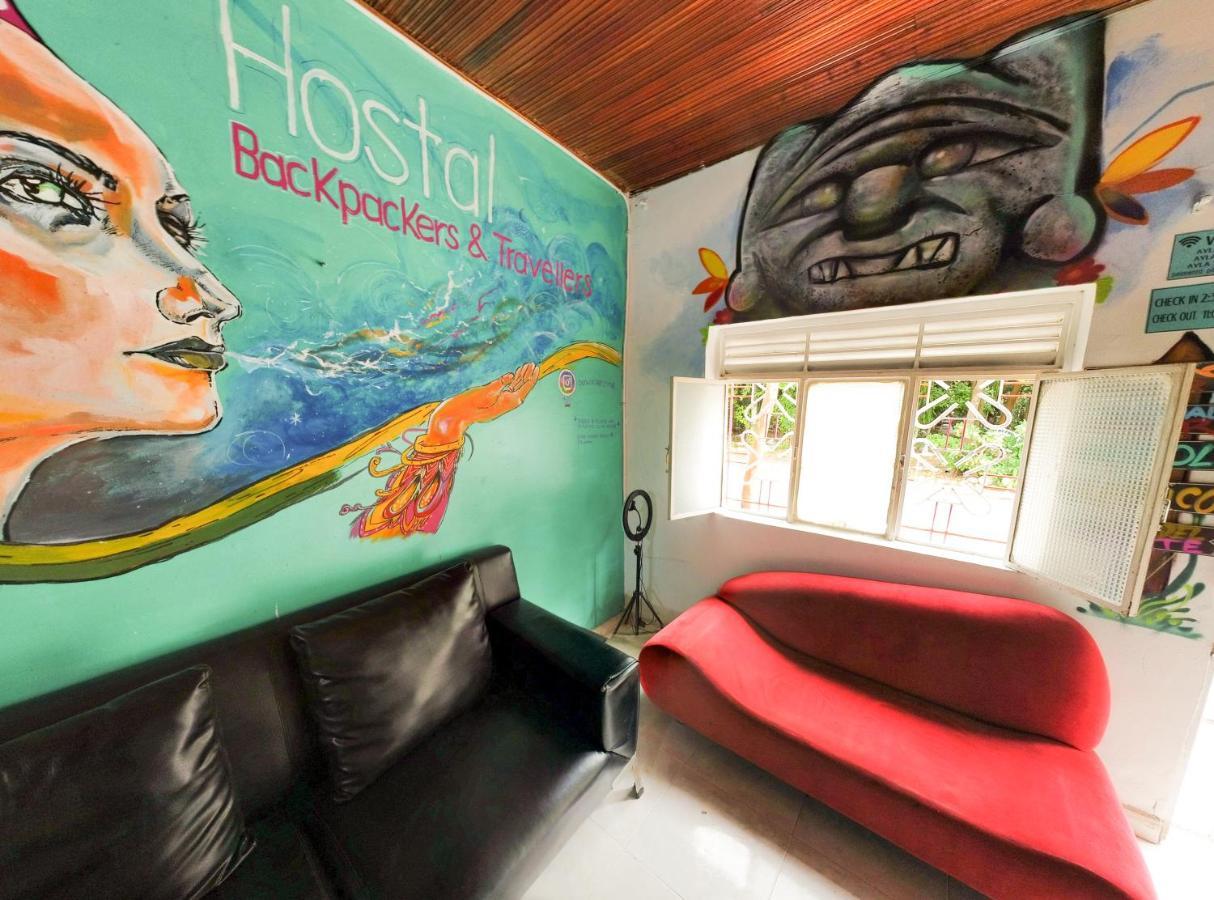 נייבה Backpackers And Travellers Hostel מראה חיצוני תמונה
