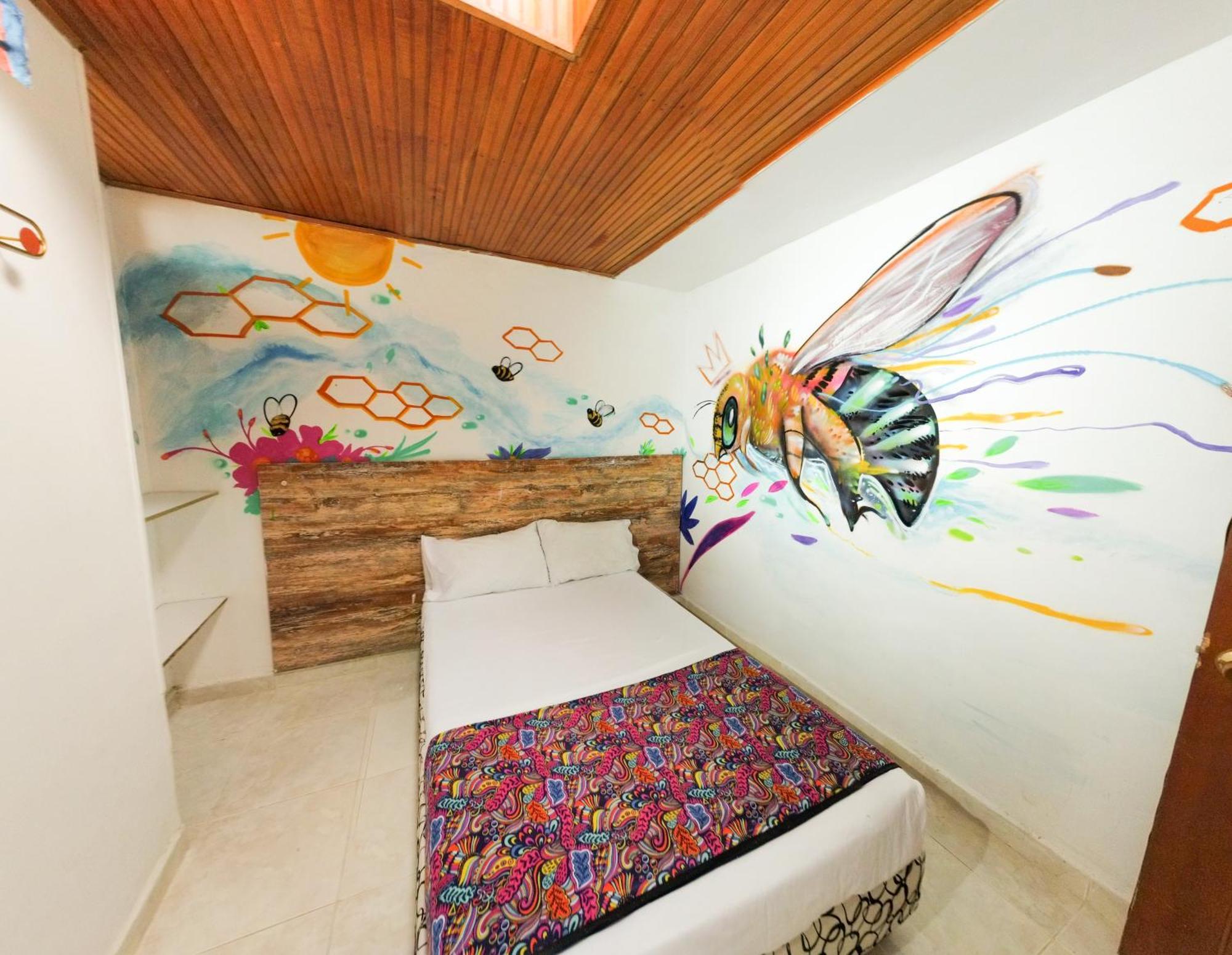 נייבה Backpackers And Travellers Hostel מראה חיצוני תמונה
